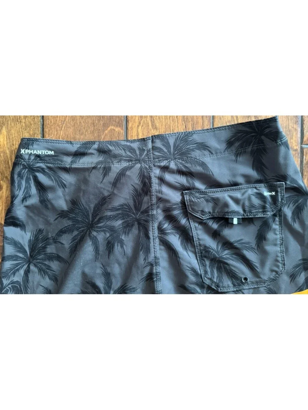 Hurley Phantom Men’s Board Shorts 29 Black Palm Tree Orange/Yellow Sunset